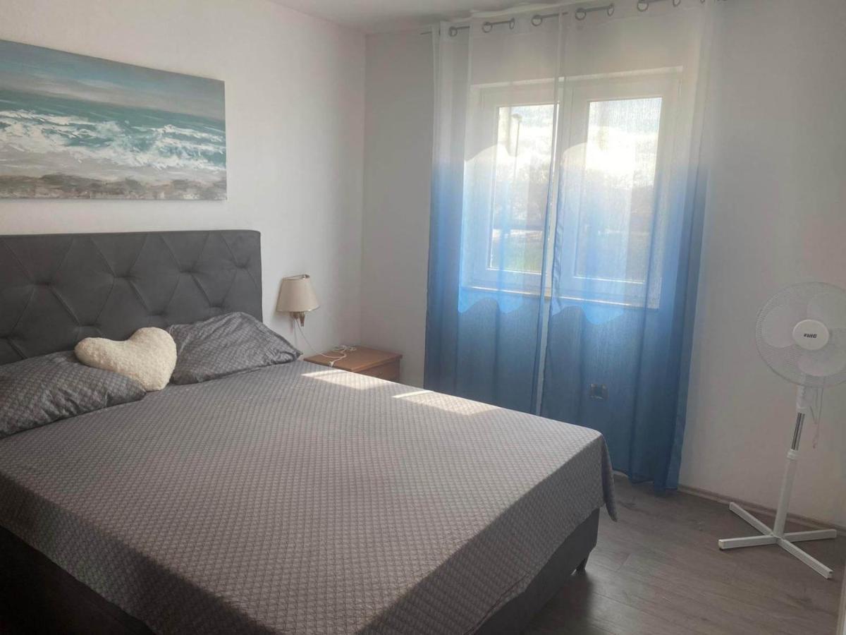 Apartmani Lucija Maslenica Ngoại thất bức ảnh